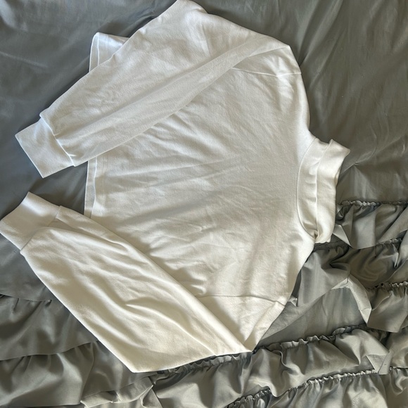 Sunday Best Cropped Sweater - Picture 3 of 4